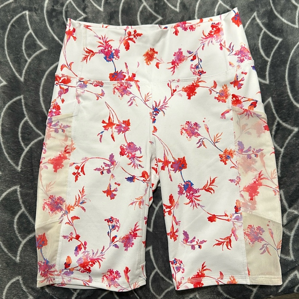 Athletic shorts